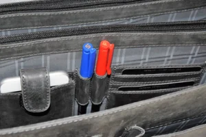 Menzo MB1 - 15,6 Zoll Aktentasche Büffelleder/schwarz- Aktentaschen