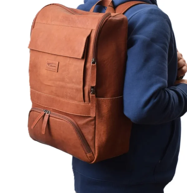 Menzo MB85 - Rucksack Rindsleder washed/cognac für 15" Laptop- Rucksäcke